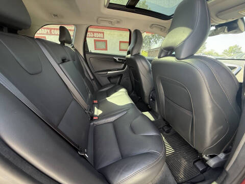 2017 Volvo XC60 T6 Dynamic