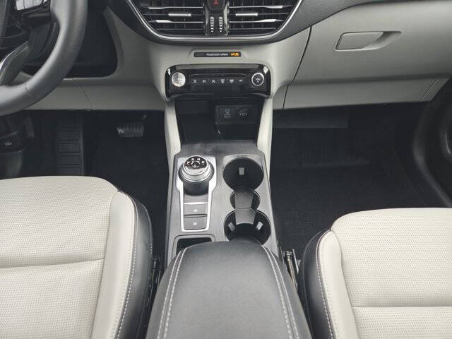 2023 Ford Escape Platinum