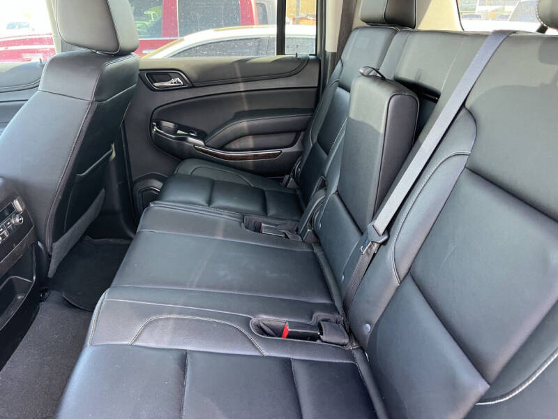 2019 Chevrolet Suburban LT
