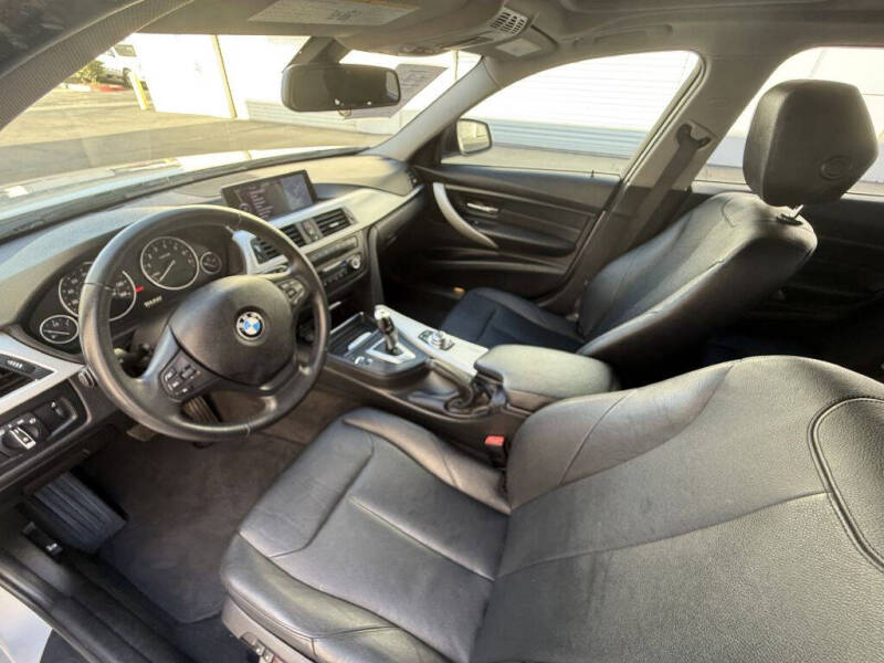 2013 BMW 3 Series 328i