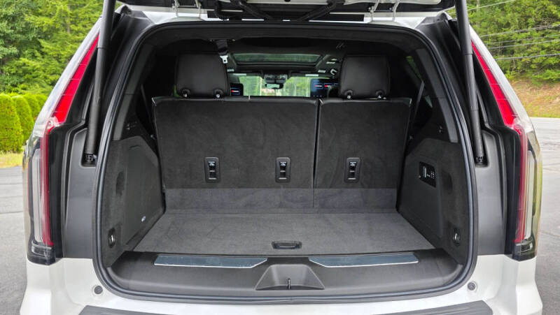 2022 Cadillac Escalade Sport Platinum