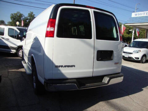 2024 GMC Savana 2500