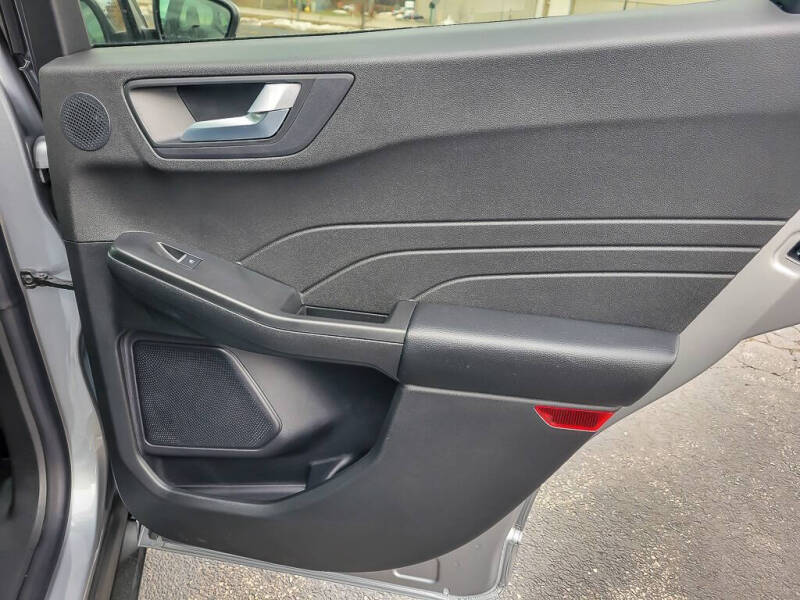 2024 Ford Escape ST-Line Elite