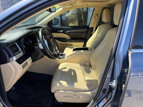 2016 Toyota Highlander