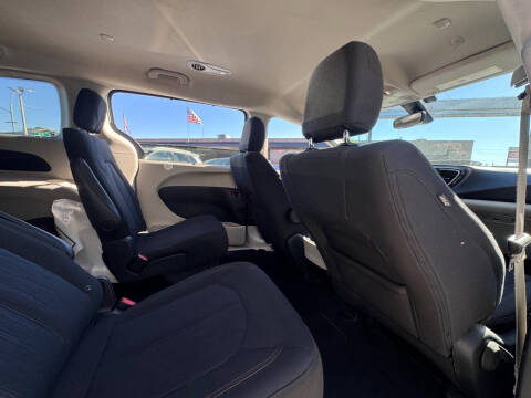 2020 Chrysler Pacifica Touring