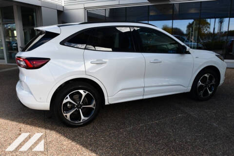 2023 Ford Escape ST-Line Elite