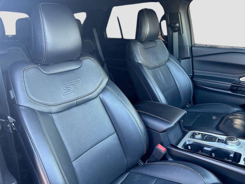 2024 Ford Explorer ST
