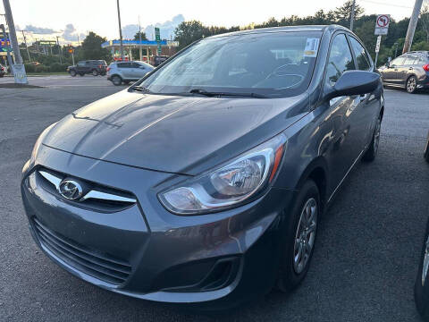 2012 Hyundai Accent GLS