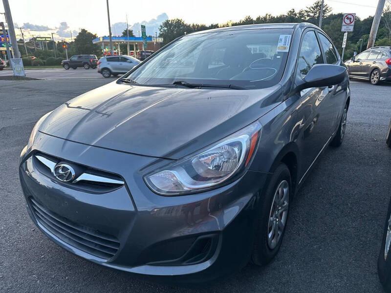 2012 Hyundai Accent GLS