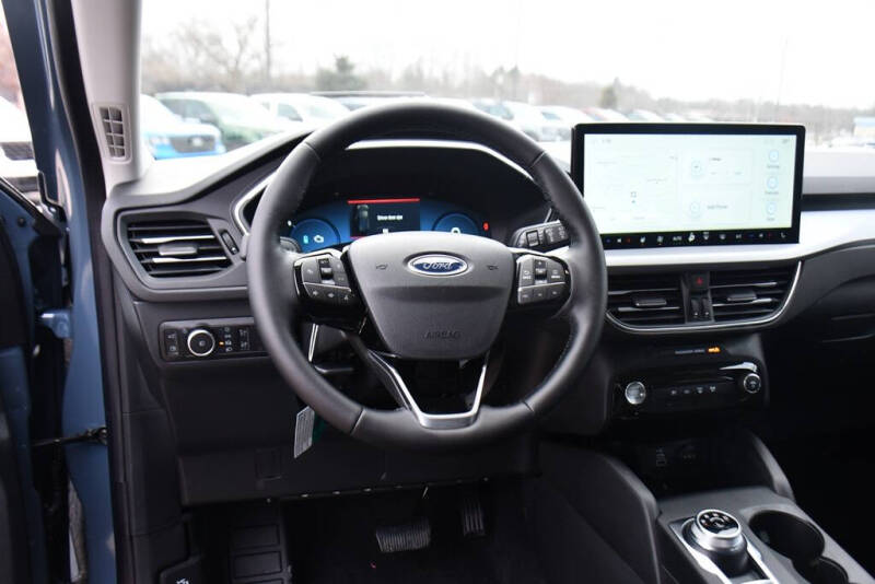 2026 Ford Escape Hybrid Platinum