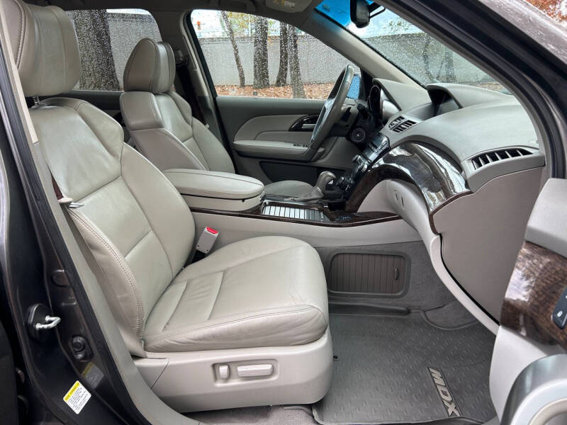 2010 Acura MDX Technology Package photo 17