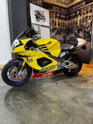2001 Aprilia RSV 1000R