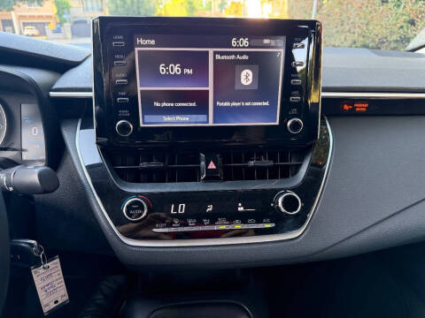 2020 Toyota Corolla LE