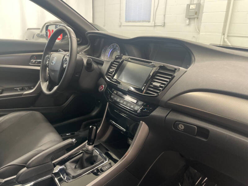 2017 Honda Accord EX-L V6