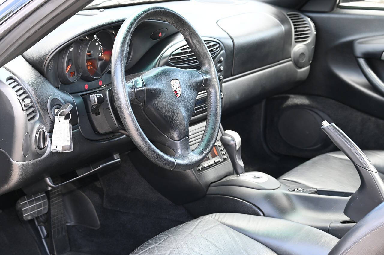 2002 Porsche Boxster 44