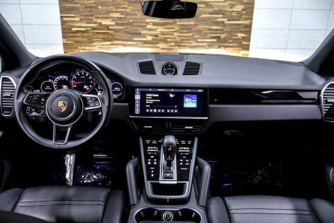 2019 Porsche Cayenne S