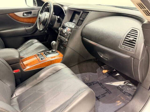 2011 Infiniti FX35