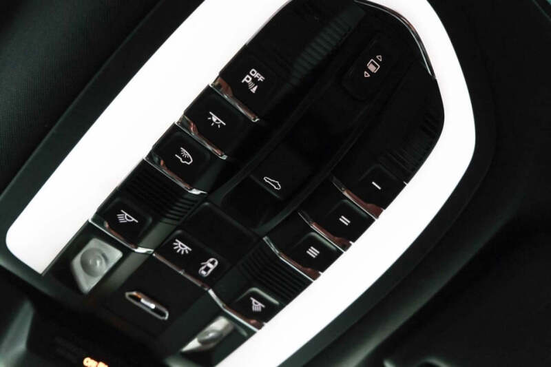 2019 Porsche Macan S