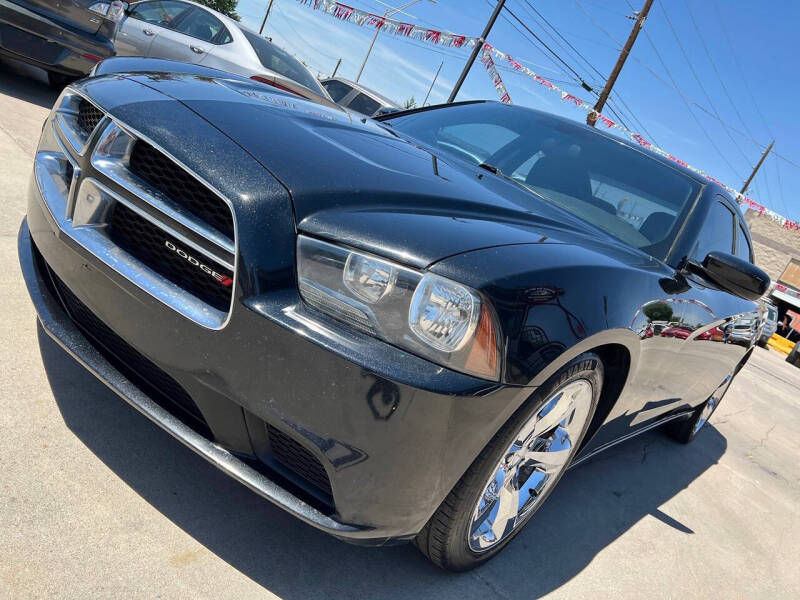 2013 Dodge Charger SE