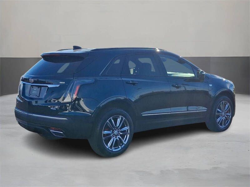 2026 Cadillac XT5 Sport