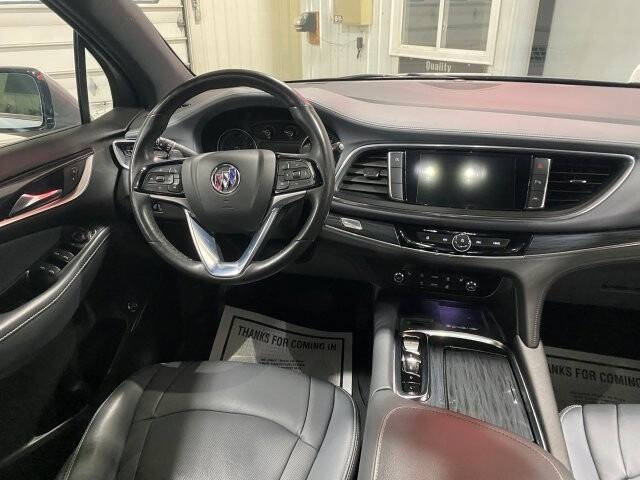2023 Buick Enclave Essence