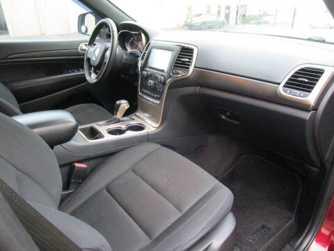 2017 Jeep Grand Cherokee Laredo