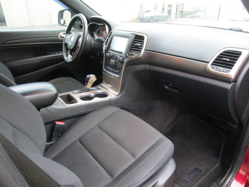 2017 Jeep Grand Cherokee Laredo