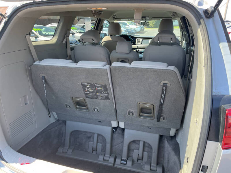 2020 Kia Sedona LX