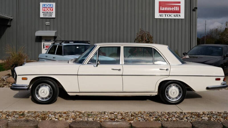 1973 Mercedes-Benz 280-Class