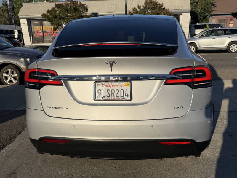 2017 Tesla Model X 75D