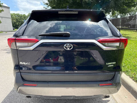 2019 Toyota RAV4 Limited