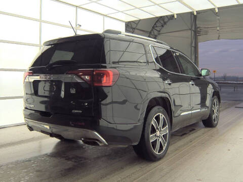 2017 GMC Acadia Denali