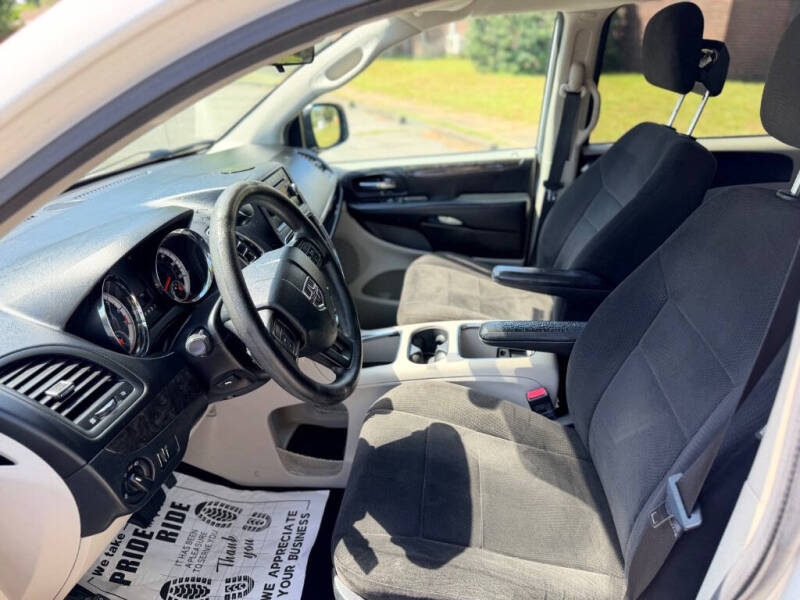 2013 Dodge Grand Caravan SXT