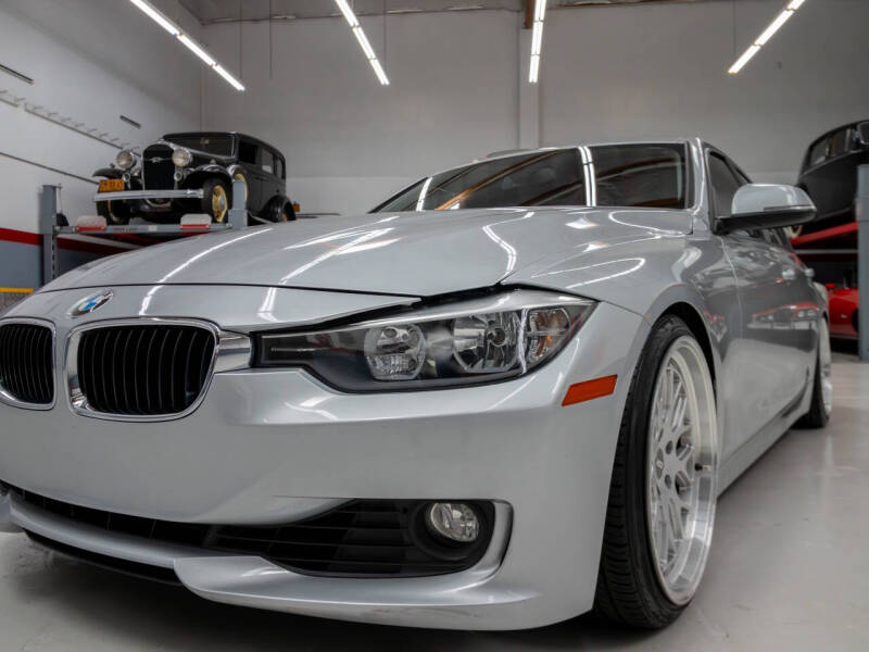 2012 BMW 3 Series 328i