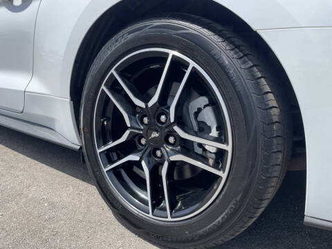 2022 Ford Mustang EcoBoost Premium