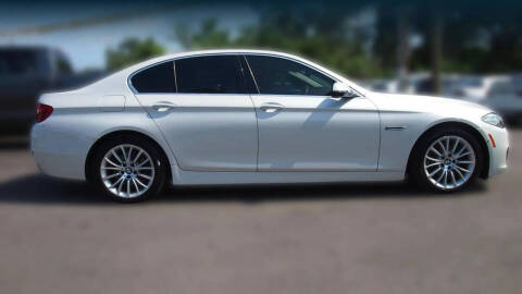 2016 BMW 5 Series 528i