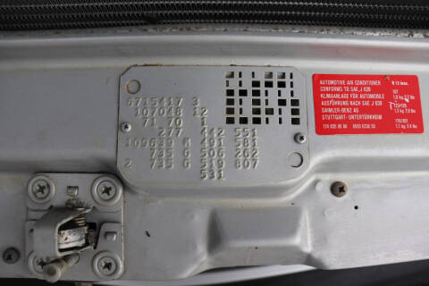 1987 Mercedes-Benz 560-Class 560 SL