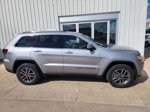 2019 Jeep Grand Cherokee Laredo E