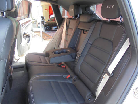 2021 Porsche Macan GTS