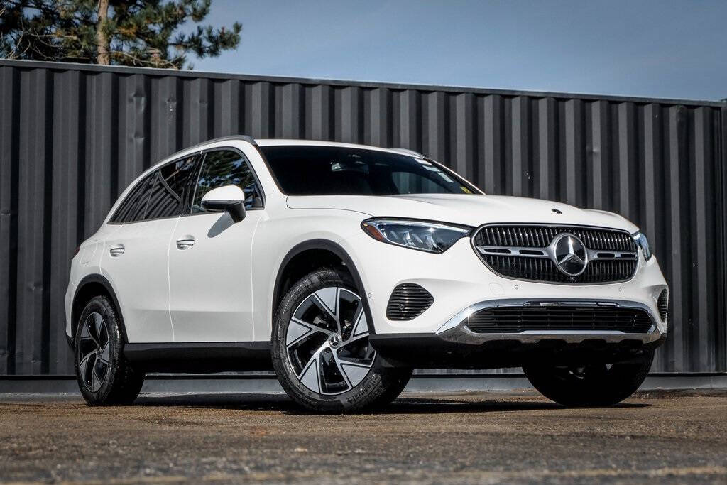 New 2024 MercedesBenz GLC For Sale In Chicago, IL