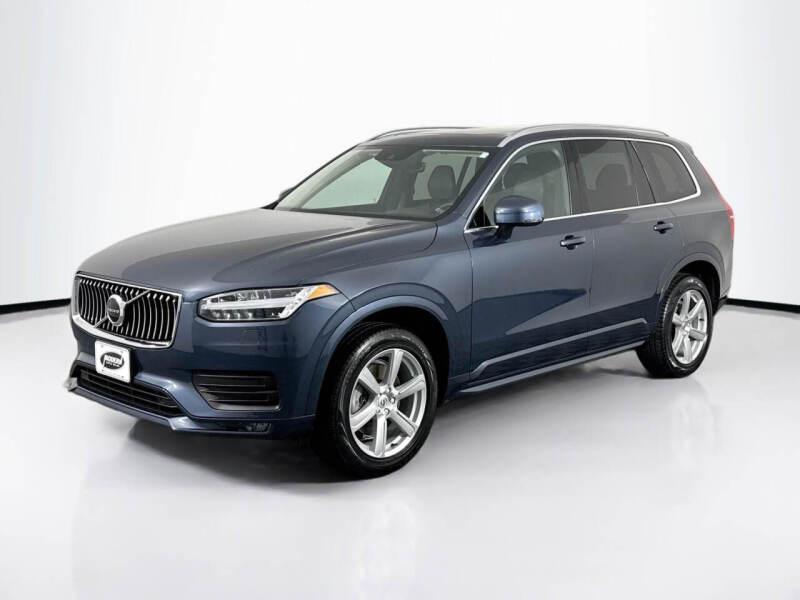 2022 Volvo XC90 T5 Momentum