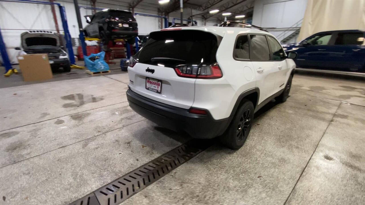 2023 Jeep Cherokee for sale at Victoria Auto Sales in Victoria, MN