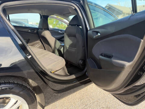 2017 Chevrolet Cruze LT Auto