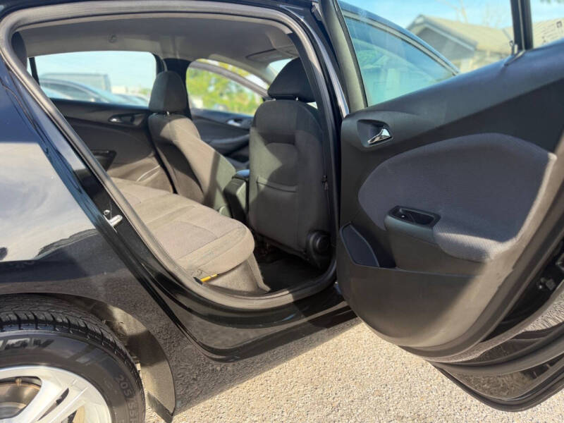 2017 Chevrolet Cruze LT Auto