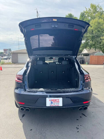 2017 Porsche Macan GTS