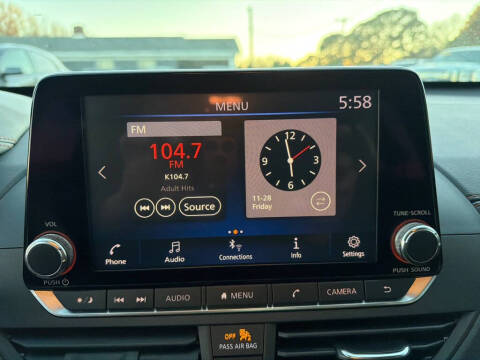 2021 Nissan Altima 2.5 SR