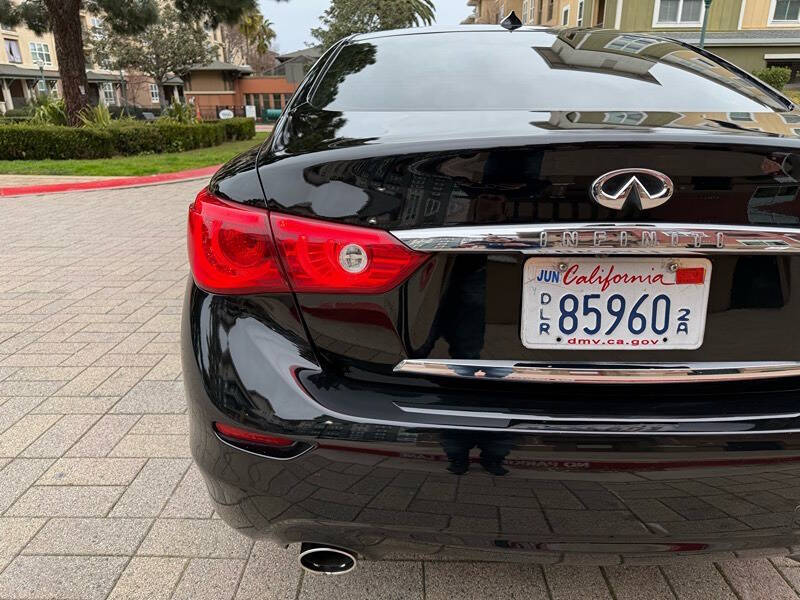 2015 Infiniti Q50 Sport