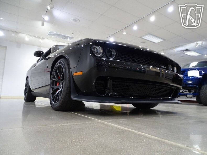 2015 Dodge Challenger SRT Hellcat