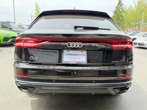 2019 Audi Q8 quattro Premium Plus 55 TFSI