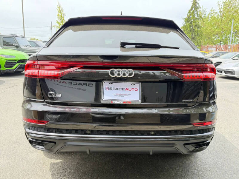 2019 Audi Q8 quattro Premium Plus 55 TFSI